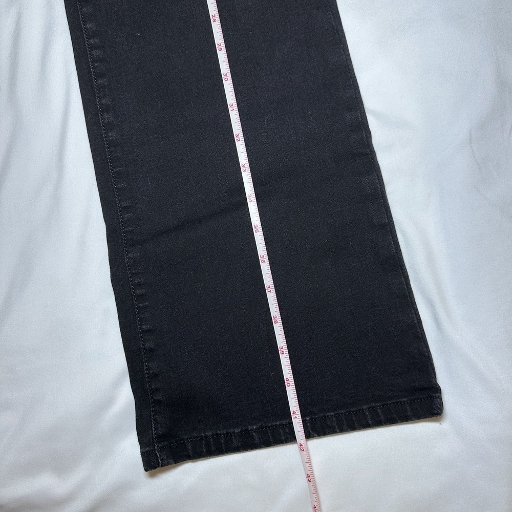 Levi's 512 Womens Size 10M Perfectly Slimming Bootcut Black Denim Jeans - Picture 10 of 10